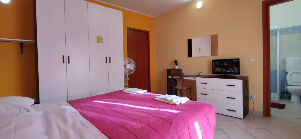 Complesso Turistico Aurora - Appartamenti Poggio Picenze Exteriör bild