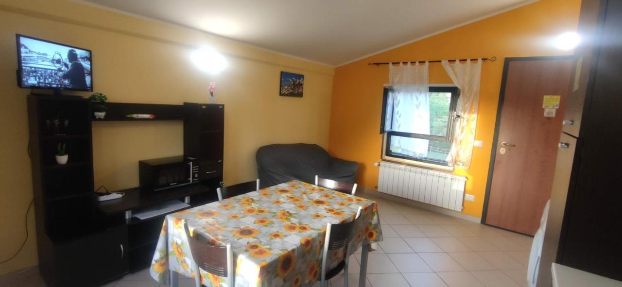 Complesso Turistico Aurora - Appartamenti Poggio Picenze Exteriör bild