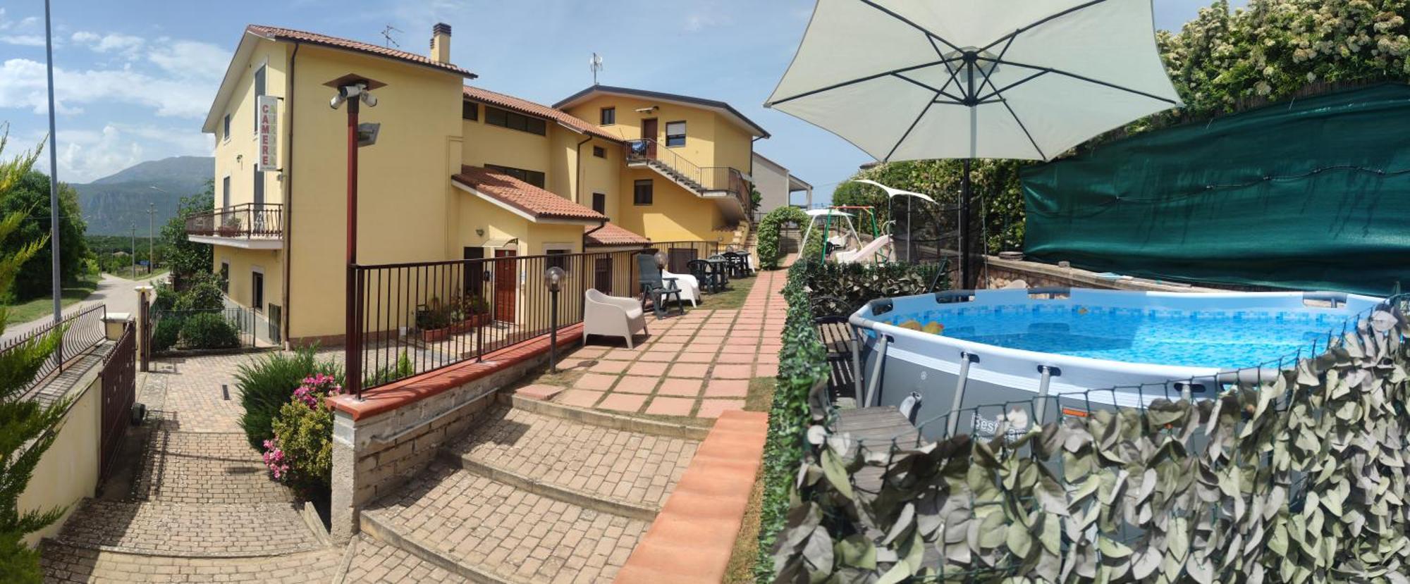 Complesso Turistico Aurora - Appartamenti Poggio Picenze Exteriör bild