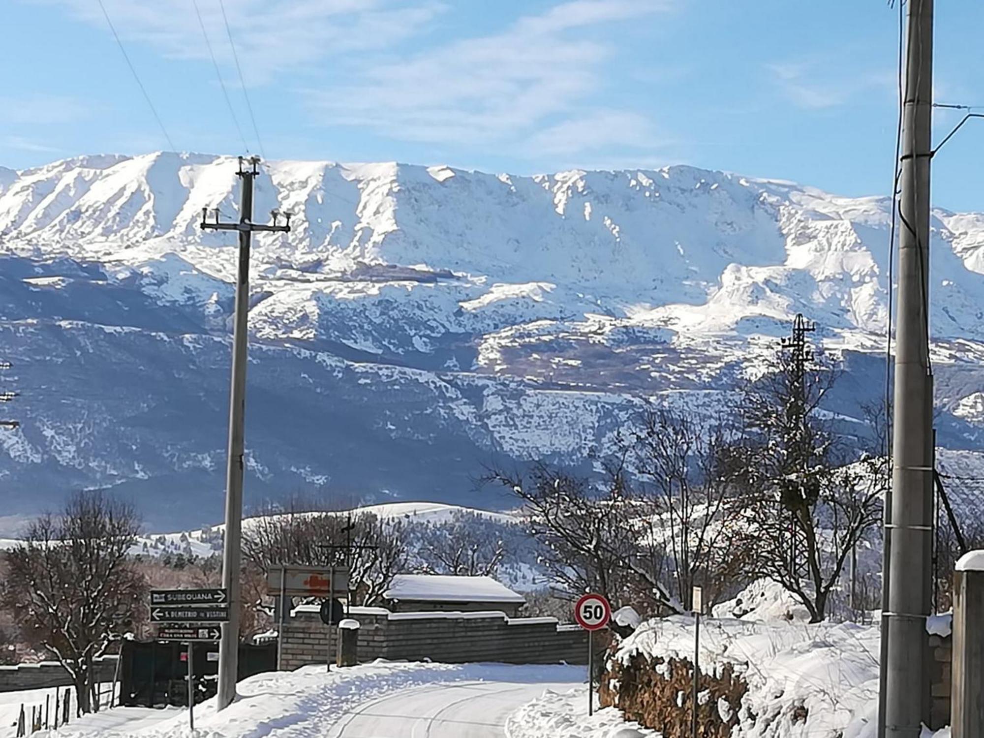 Complesso Turistico Aurora - Appartamenti Poggio Picenze Exteriör bild