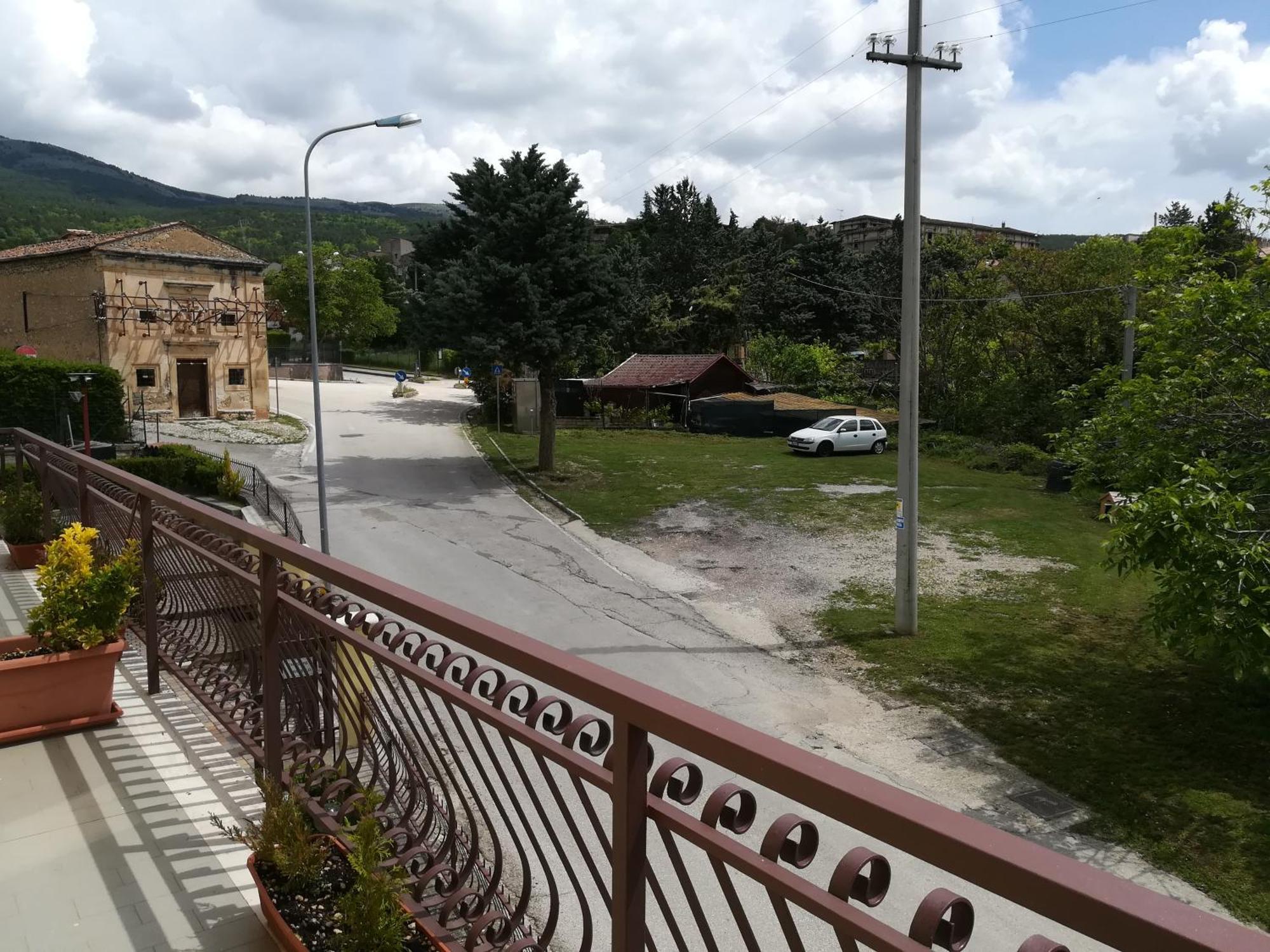 Complesso Turistico Aurora - Appartamenti Poggio Picenze Exteriör bild